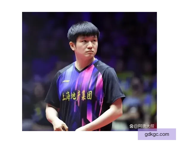 乒乓球比赛新闻速递：世界级选手精彩对决！