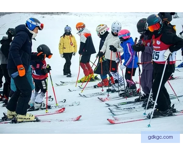 滑雪运动的回顾与发展历程