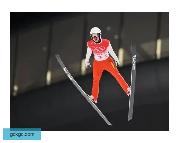 滑雪比赛风云再起，谁将登顶领奖台？