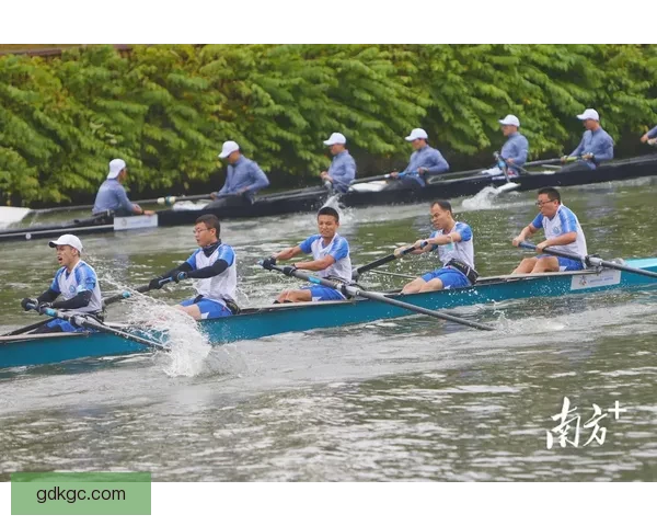 追溯赛艇风采：经典赛事重现
