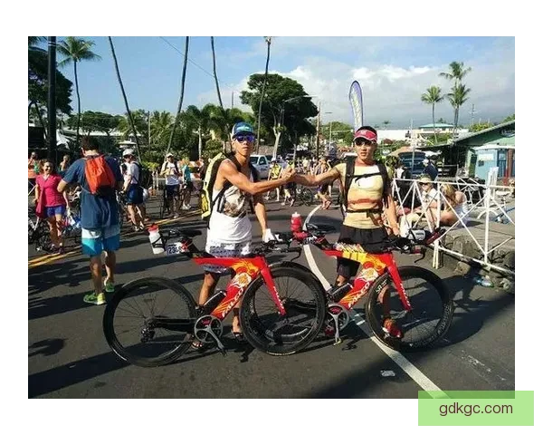 铁人三项挑战：极限运动的荣耀与挑战